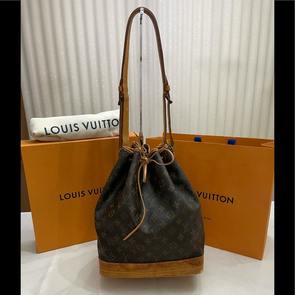 Authentic Louis Vuitton Shoulder Bag Monogram Noe❤️❤️❤️